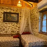 度假居 Lithea House