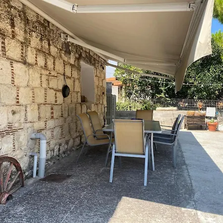 Vakantiehuis Lithea House Keramia